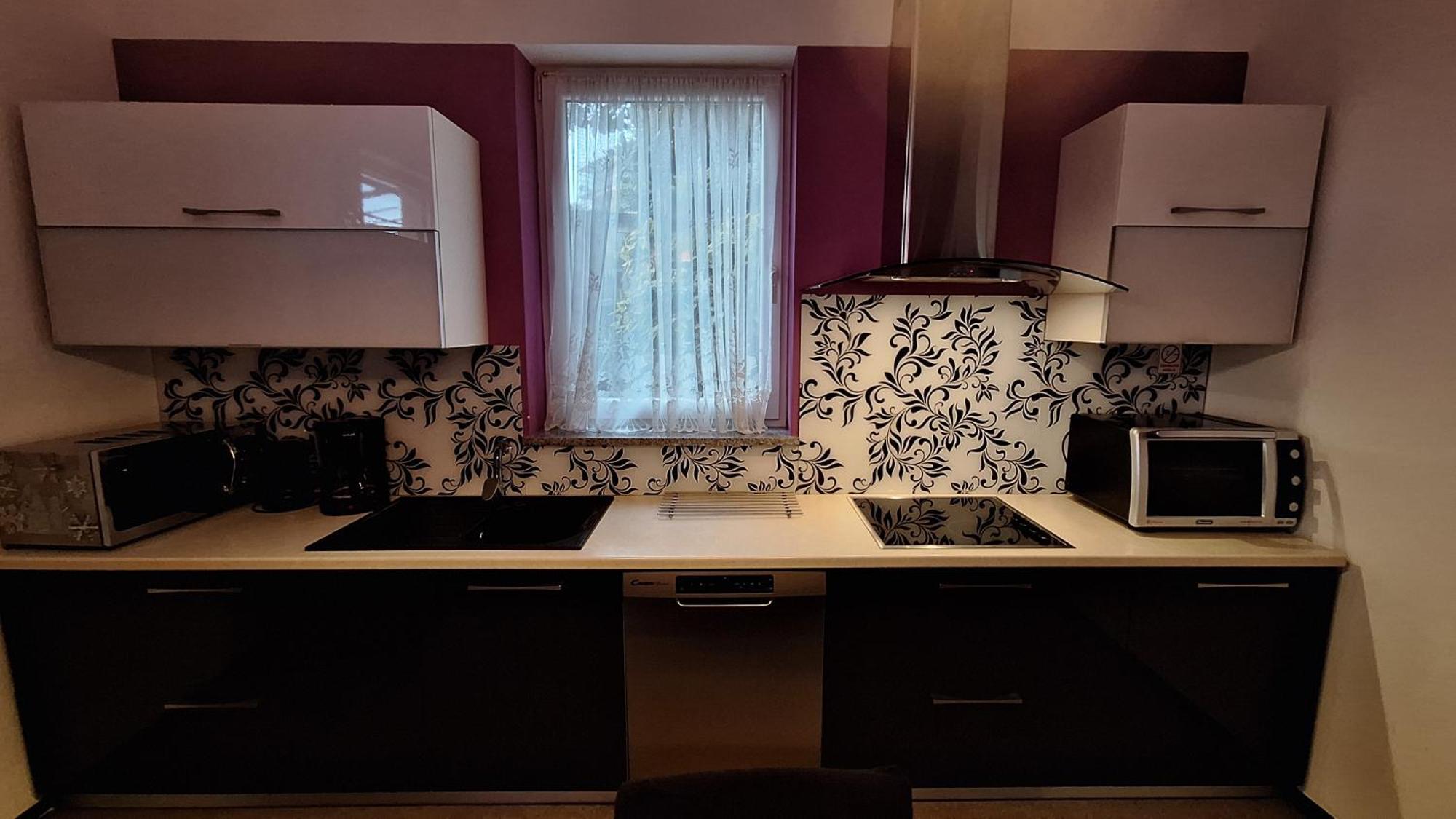 אופטיה Apartments Komel I מראה חיצוני תמונה